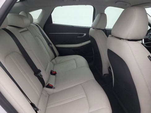 Used 2021 Hyundai Sonata Limited FWD image 19