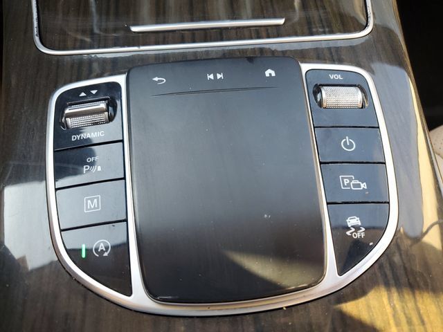 Used 2021 Mercedes-Benz GLC 300 image 36