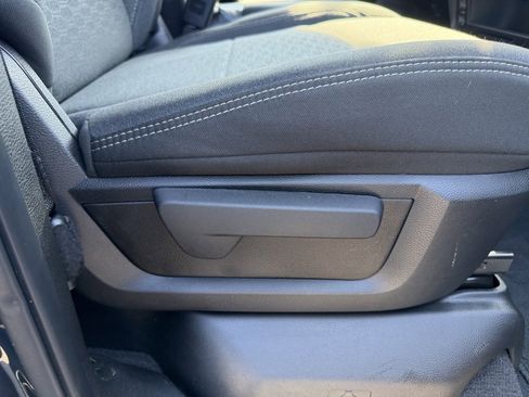 Used 2025 RAM 2500 Big Horn image 31