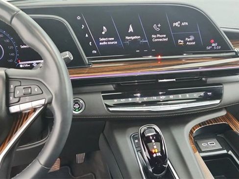 Certified 2024 Cadillac Escalade Premium Luxury image 16