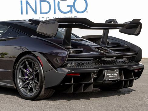 Used 2019 McLaren Senna image 10