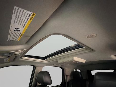 Used 2014 Chevrolet Tahoe LT w/ Luxury Package image 32