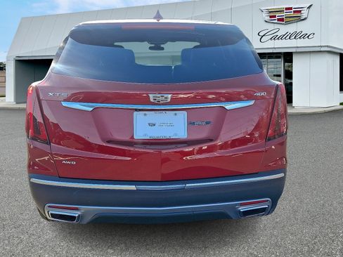 Certified 2023 Cadillac XT5 Premium Luxury image 4