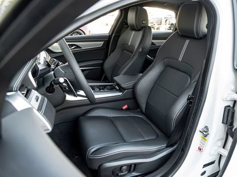New 2024 Jaguar XF R-Dynamic SE AWD/4WD image 14