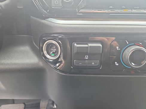 Certified 2023 Chevrolet Silverado 1500 LT AWD/4WD image 24