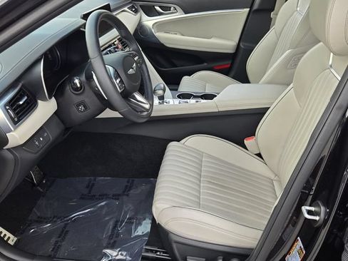 Used 2023 Genesis G70 2.0T w/ Sport Prestige Package RWD image 10