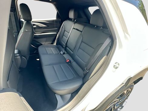 Used 2024 Chevrolet TrailBlazer RS w/ Convenience Package FWD image 23