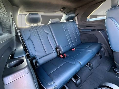 Certified 2025 Cadillac Escalade IQ Luxury 2 w/ LPO, Premium Carpet Package AWD/4WD image 29