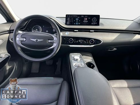 Used 2025 Genesis GV70 2.5T AWD/4WD image 15