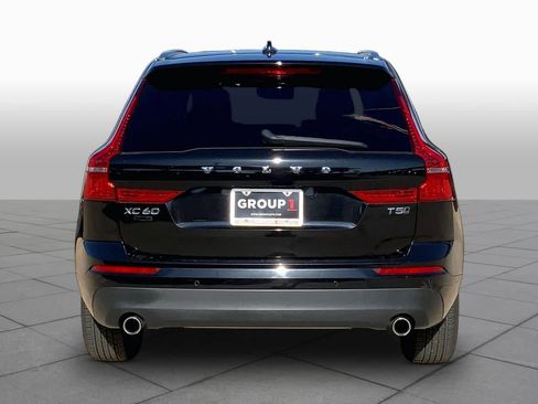 Used 2020 Volvo XC60 T5 Momentum AWD/4WD image 5