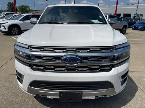 Used 2024 Ford Expedition Max Platinum AWD/4WD image 5