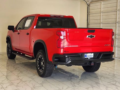 Used 2026 Chevrolet Silverado 1500 ZR2 AWD/4WD image 5