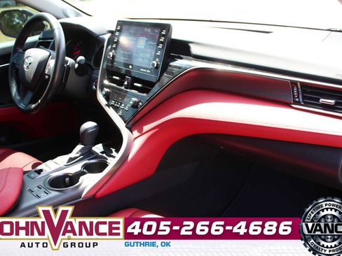 Used 2022 Toyota Camry XSE w/ Navigation Package FWD image 14