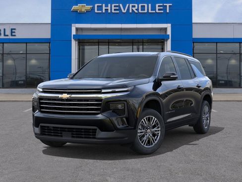 New 2026 Chevrolet Traverse LT w/ Driver Confidence Package image 6