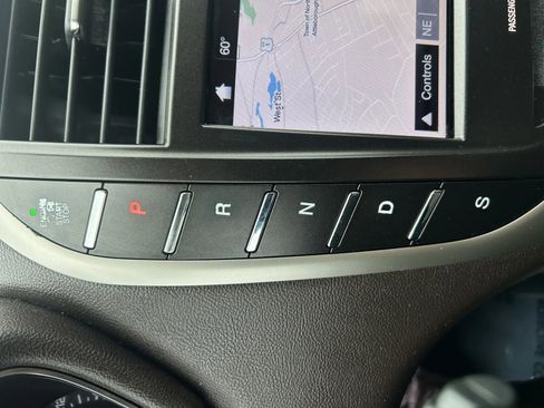 Used 2019 Lincoln MKC Reserve w/ MKC Climate Package image 25