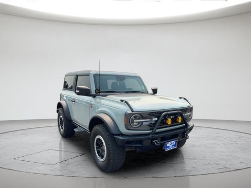 Used 2024 Ford Bronco Badlands w/ Sasquatch Package AWD/4WD image 16