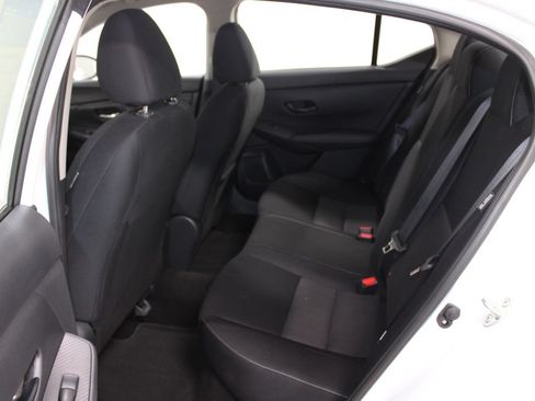 Used 2025 Nissan Sentra SV FWD image 22