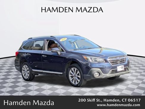 Used 2018 Subaru Outback 2.5i Touring AWD/4WD image 1