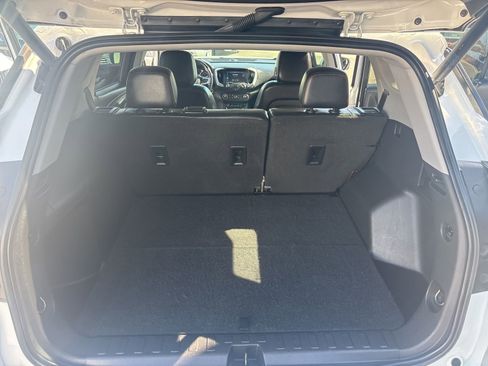 Used 2021 GMC Terrain SLT AWD/4WD image 15