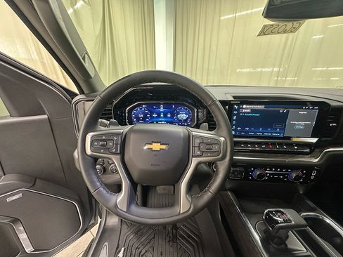 Used 2025 Chevrolet Silverado 1500 LTZ w/ LTZ Premium Package AWD/4WD image 24