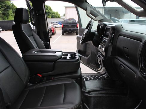 Used 2025 GMC Sierra 3500 Pro w/ Convenience Package AWD/4WD image 32