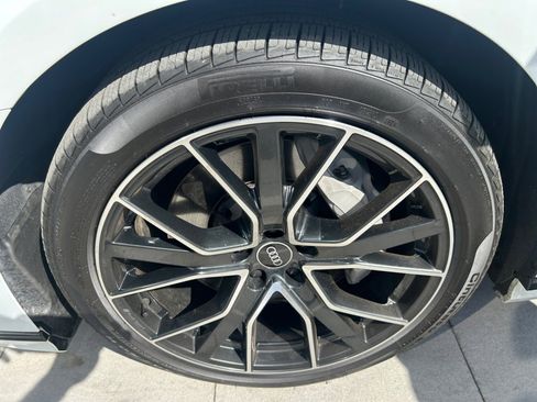 Used 2021 Audi A8 L 3.0T w/ Executive Plus Package AWD/4WD image 27