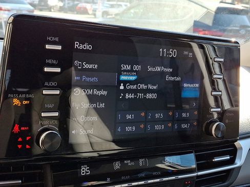 Used 2024 Toyota Sienna XLE image 17