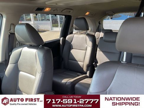 Used 2015 Honda Odyssey Touring Elite image 8