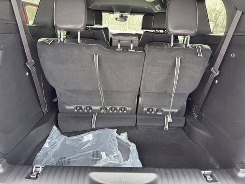 New 2026 Chrysler Pacifica Select image 36