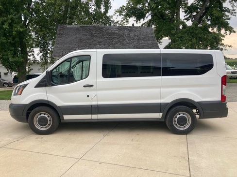 Used 2017 Ford Transit 150 XL RWD image 2
