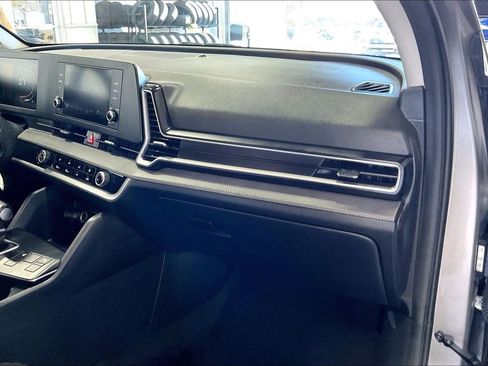 Used 2024 Kia Sportage LX image 24