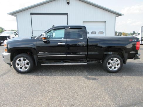 Certified 2018 Chevrolet Silverado 2500 LTZ w/ LTZ Plus Package AWD/4WD image 8