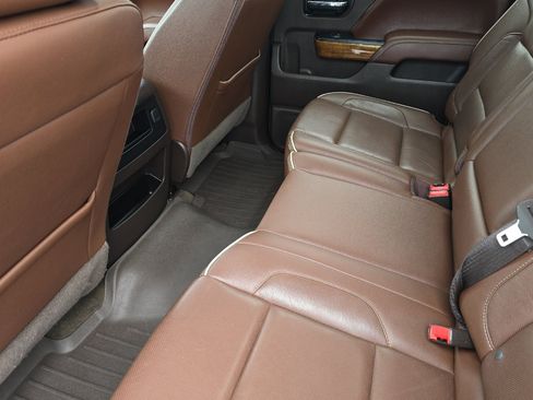 Used 2017 Chevrolet Silverado 1500 High Country image 12