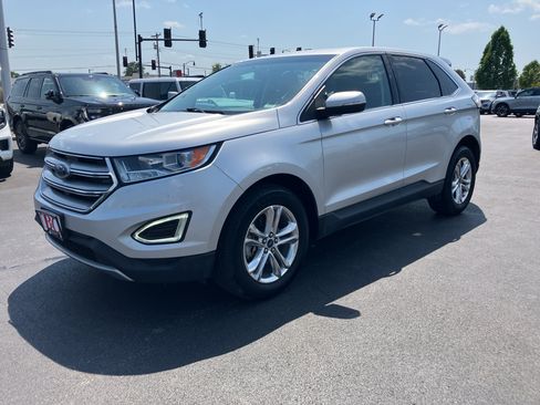 Used 2017 Ford Edge SEL w/ Equipment Group 201A FWD image 2