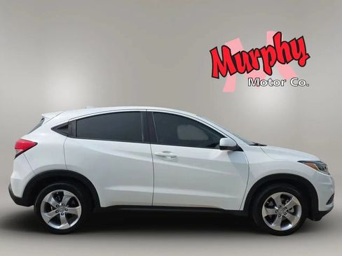 Used 2021 Honda HR-V LX image 9