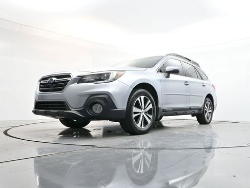 Used 2018 Subaru Outback 2.5i Limited image 28