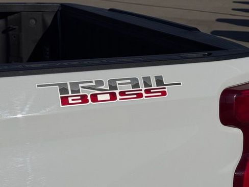 Used 2023 Chevrolet Silverado 1500 LT Trail Boss w/ Protection Package image 15