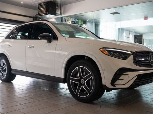 New 2025 Mercedes-Benz GLC 350e GLC 350e image 1