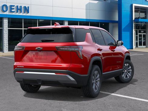 New 2026 Chevrolet Equinox LT w/ Convenience Package II FWD image 4