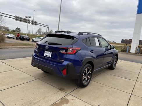Used 2024 Subaru Crosstrek 2.0i Premium image 10