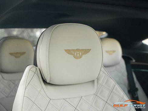 Used 2023 Bentley Continental GT V8 image 37