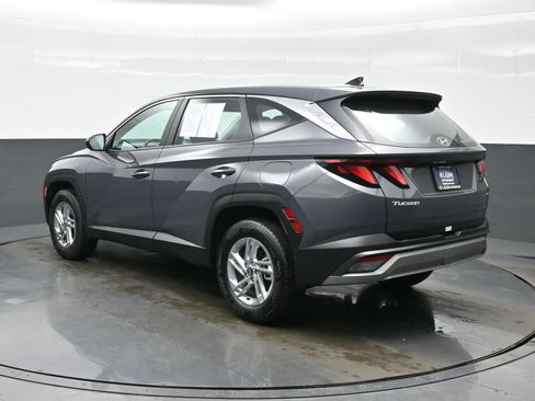 Used 2026 Hyundai Tucson SE AWD/4WD image 4