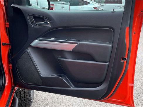 Used 2019 Chevrolet Colorado ZR2 w/ ZR2 Dusk Special Edition image 30