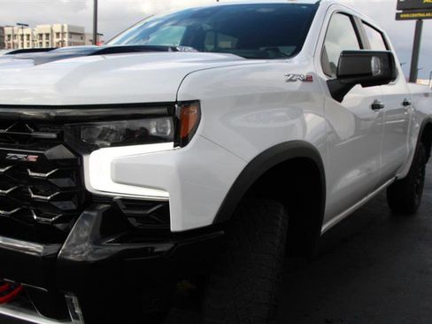 Used 2022 Chevrolet Silverado 1500 ZR2 image 43