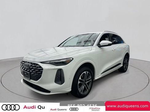 Used 2025 Audi Q5 Premium w/ Convenience Package AWD/4WD image 1