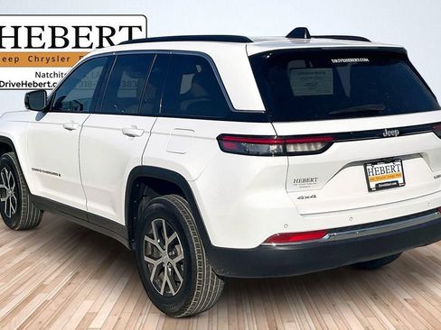 Used 2025 Jeep Grand Cherokee Limited AWD/4WD image 9
