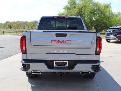 New 2026 GMC Sierra 1500 Denali w/ Denali Reserve Package image 4