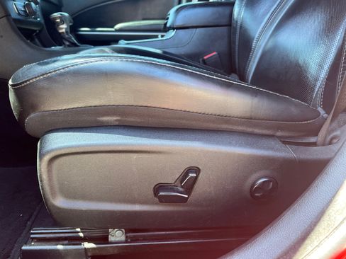 Used 2020 Dodge Charger SXT w/ Leather Interior Group RWD image 17