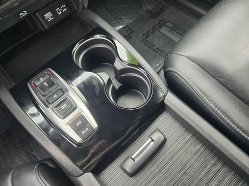 Used 2020 Honda Pilot Touring image 15