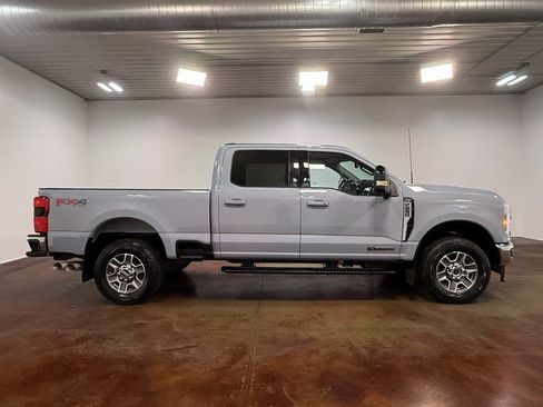 Used 2024 Ford F250 Lariat w/ FX4 Off-Road Package image 23
